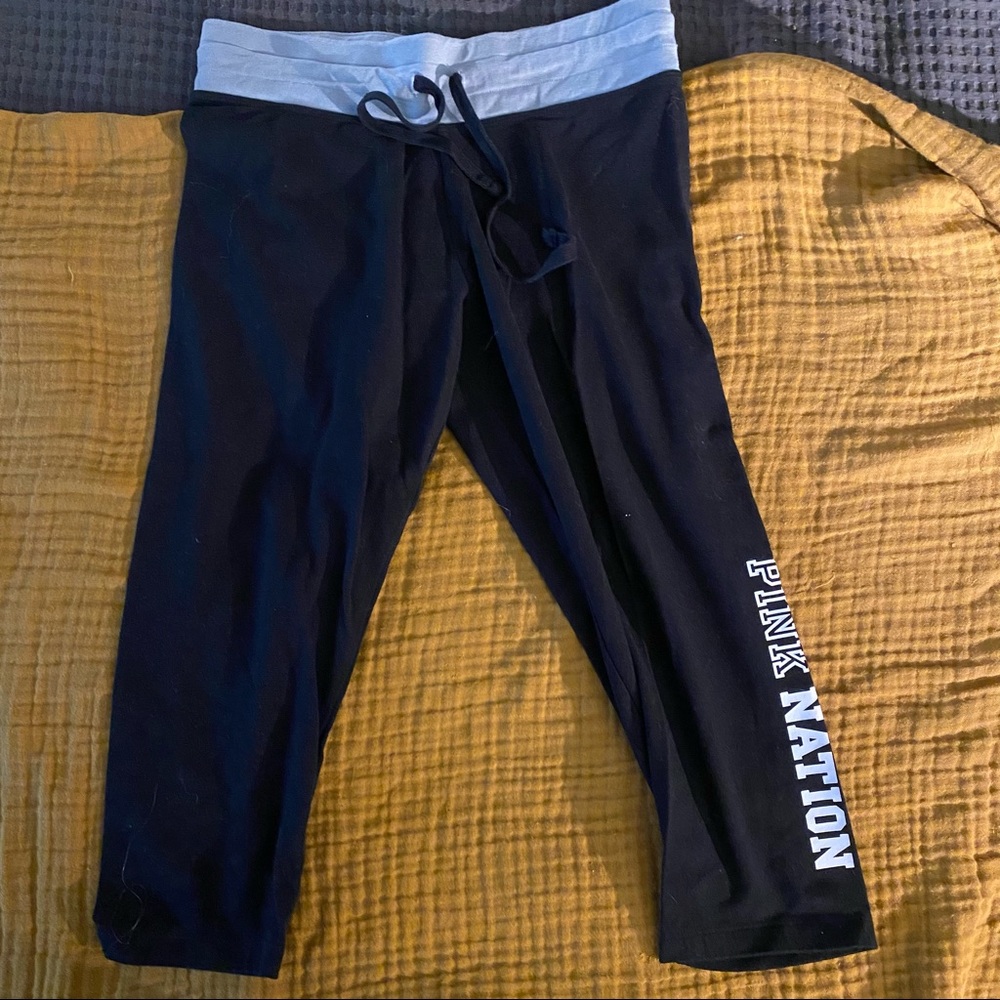 Victorias Secret PINK NATION Yoga Active Bottoms Pants Capris
